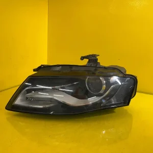 Far Audi A4 B8 Bixenon
