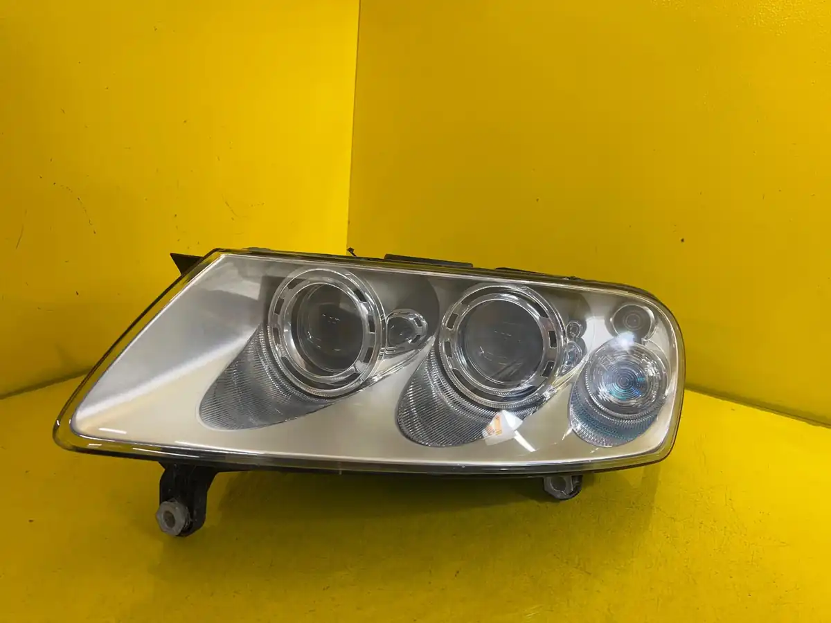 Far VW Touareg I 02 Xenon