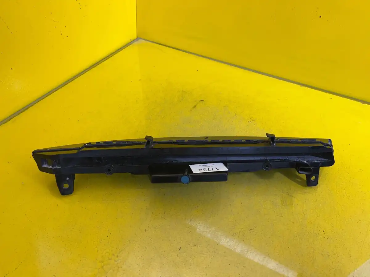 Far Dreapta Audi Q7 4l0953041 09 15 LED