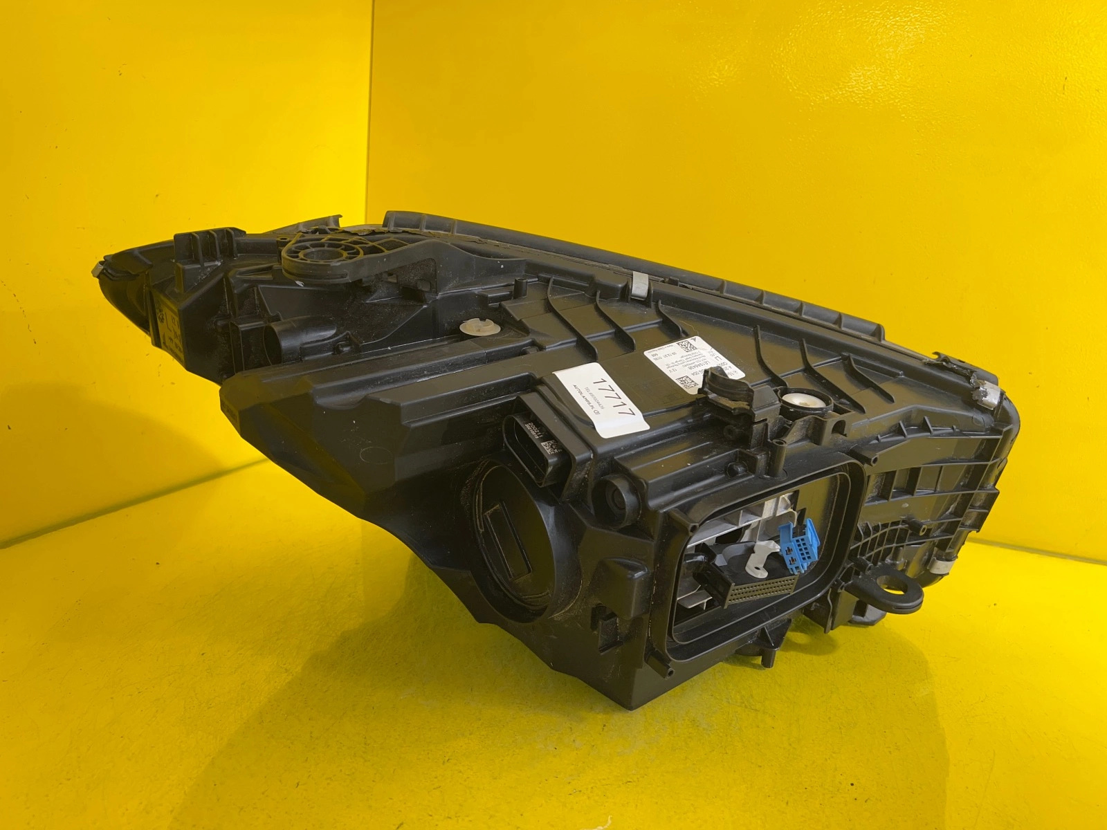 Far stânga Full LED OEM 17717 - Image 3