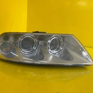 Far Dreapta VW Touareg I 02 Xenon