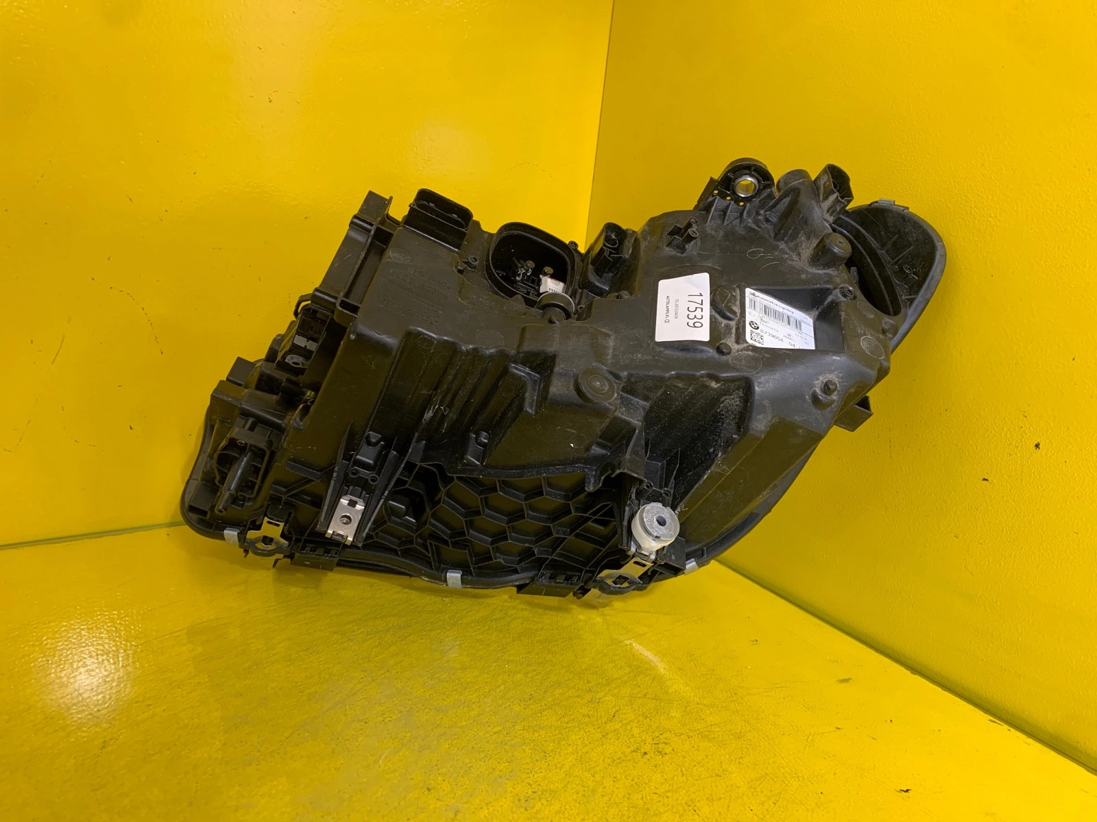 Far dreapta Full LED BMW X3 G01 OEM 8739654-09 - Image 5