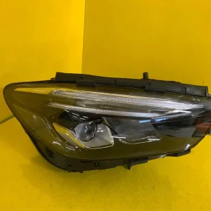 Far Dreapta Mercedes Klasa W247 Full LED