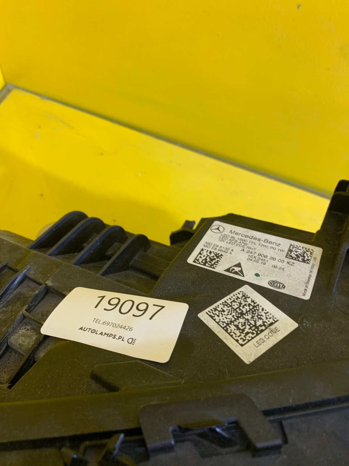 Far dreapta Full LED OEM 19097 - Image 2