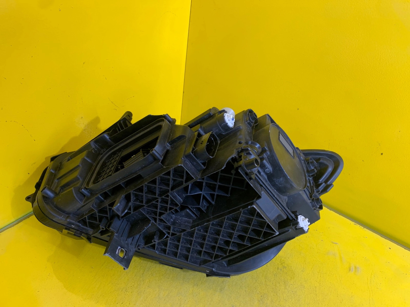 Far dreapta Full LED OEM 19097 - Image 4