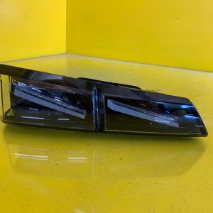 Lampă spate stânga LED OEM 19249