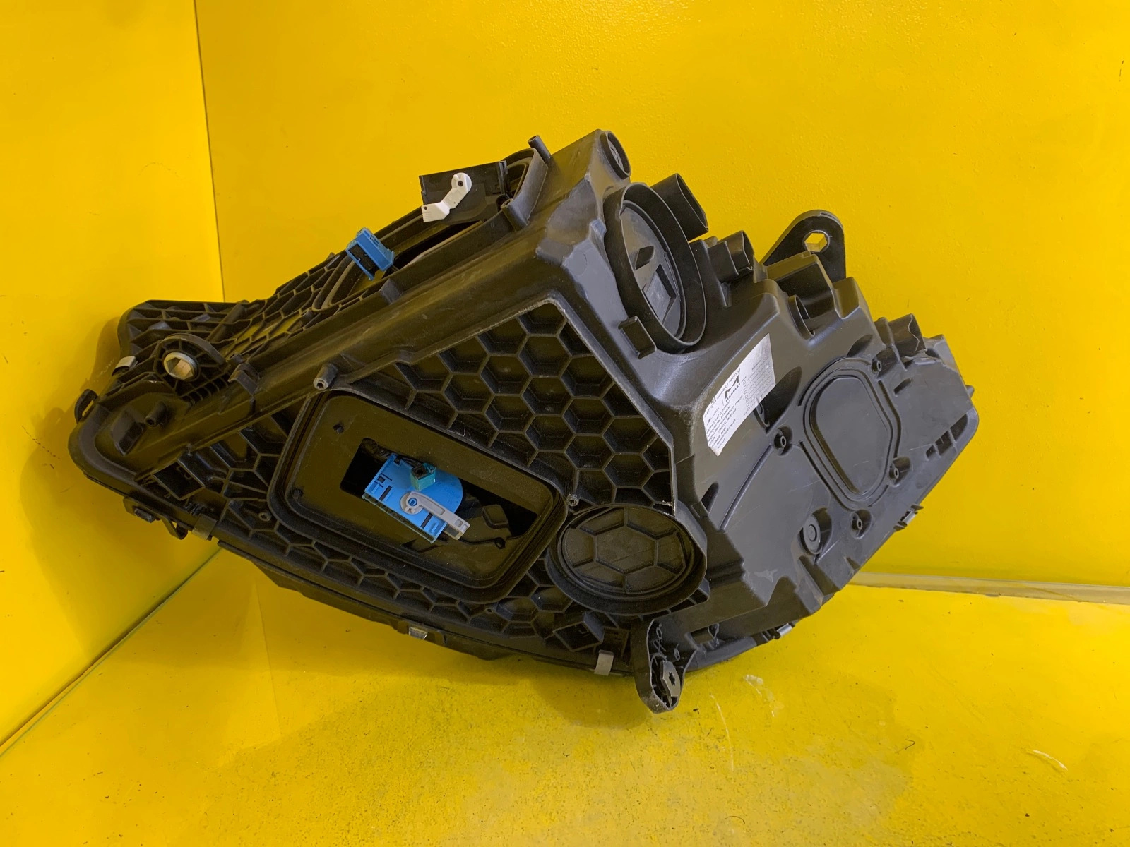 Far dreapta LED Coupé OEM 19371 - Image 5