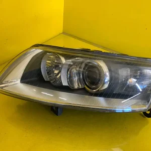 Far Audi A6 C6 4F0 Bixenon