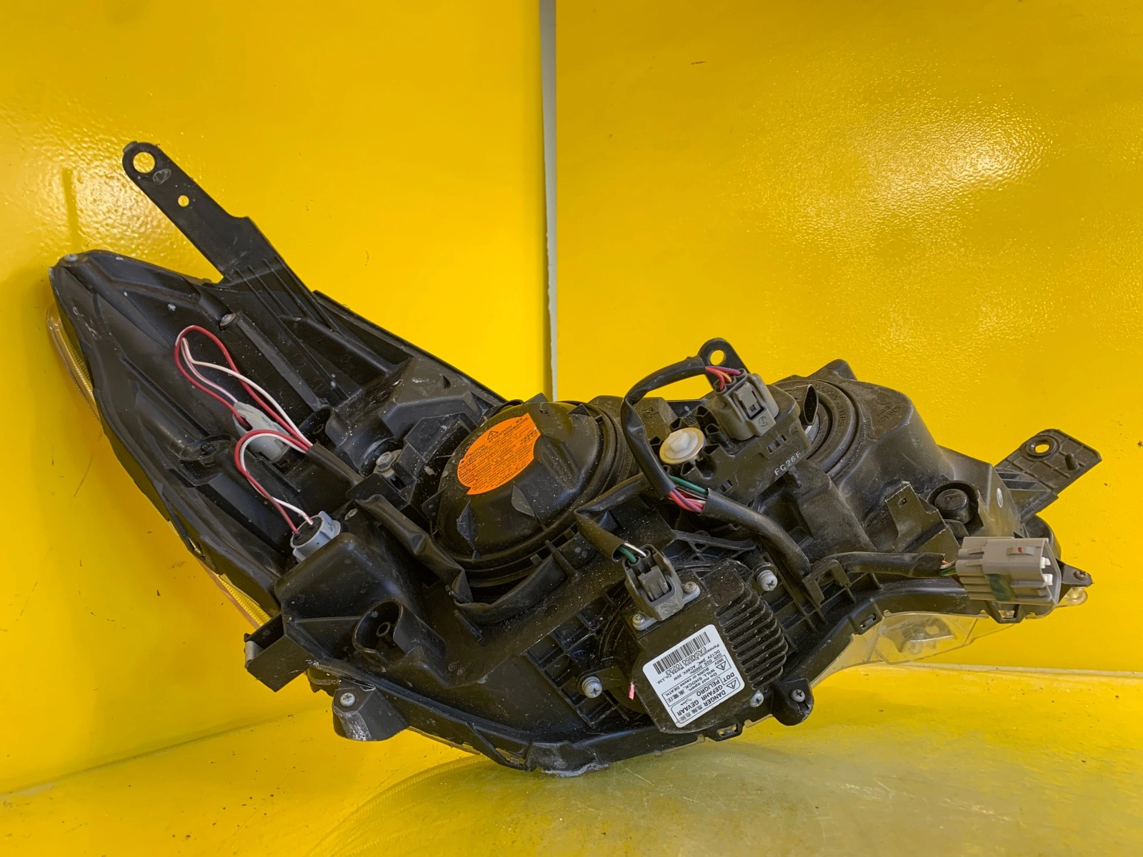 Far Subaru Impreza XV 11 Xenon - Image 5