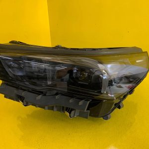 Far stânga Full LED BMW Seria 5 G60 OEM 5A798E3-06