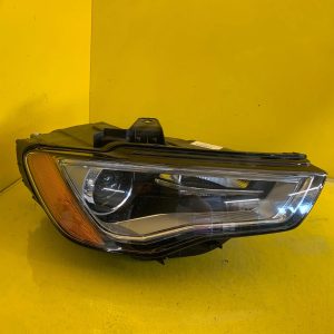 Far dreapta Xenon OEM 19889