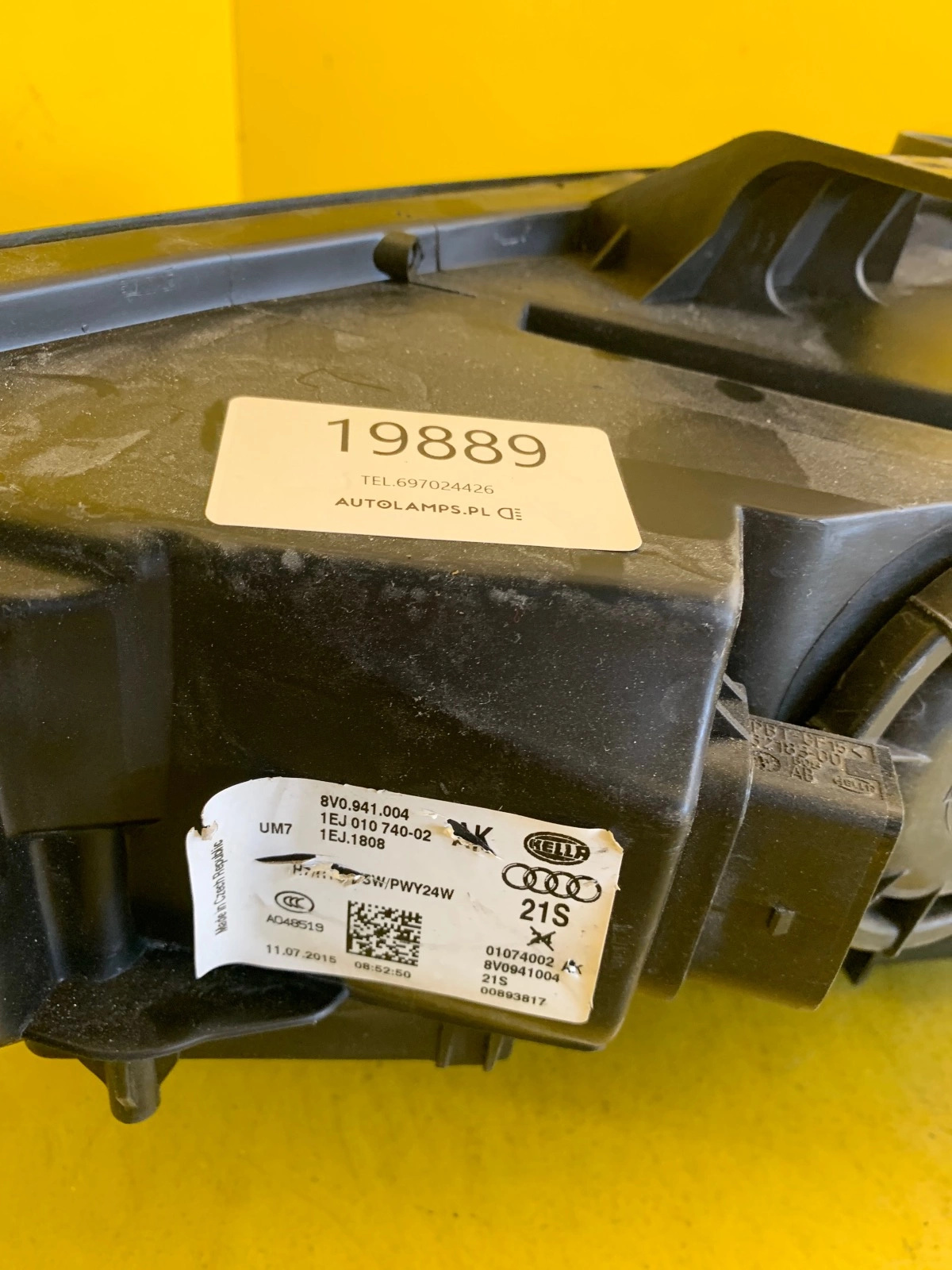 Far dreapta Xenon OEM 19889 - Image 2