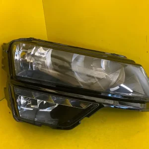 Far Dreapta Skoda Karoq Full LED