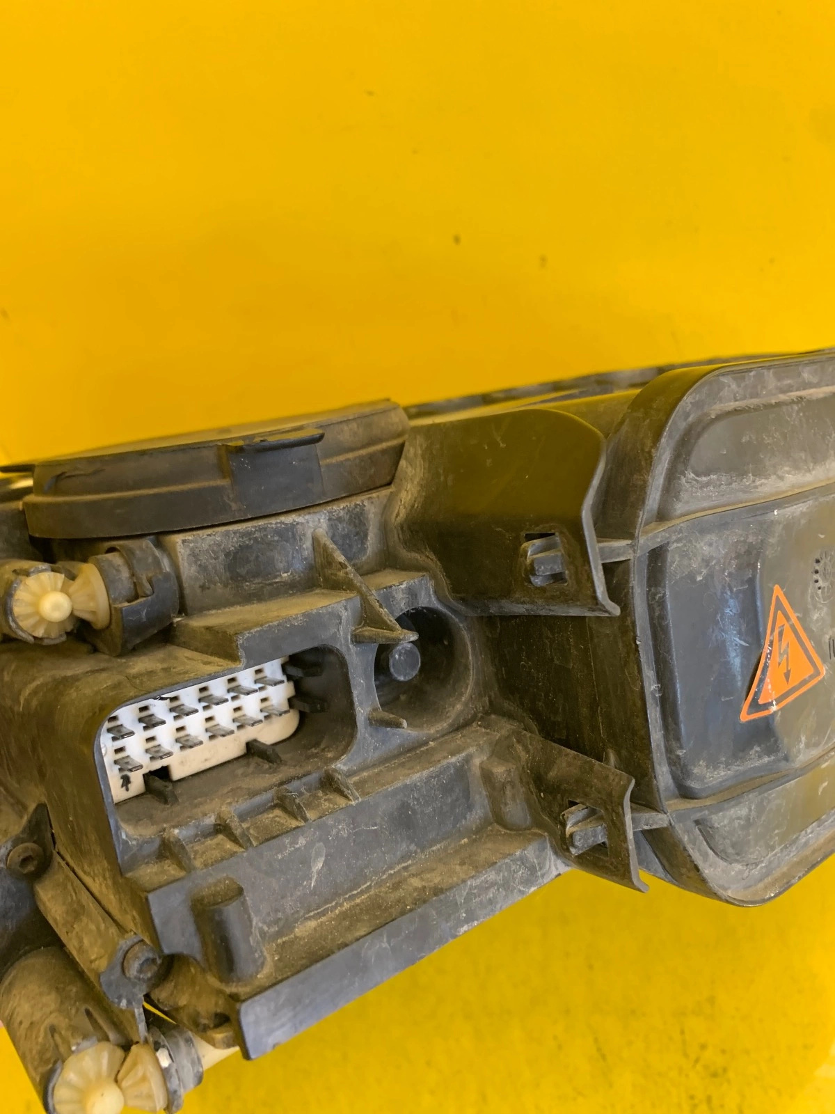 Far Dreapta VW Touareg I 02 Xenon - Image 4