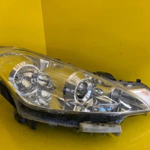 Far Dreapta Xenon Peugeot 4007