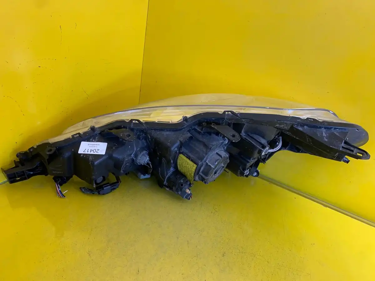 Far Dreapta Xenon Peugeot 4007