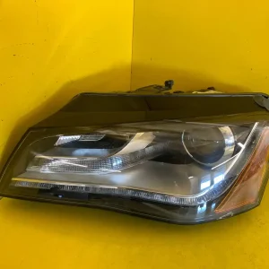 Far Audi A8 D4 Xenon