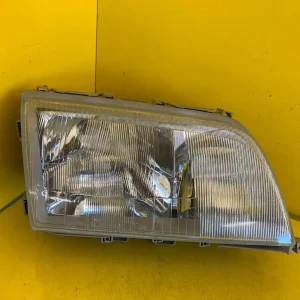 Far Dreapta Mercedes W202 Przod