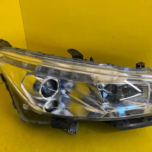 Far Dreapta Peugeot 4008 12