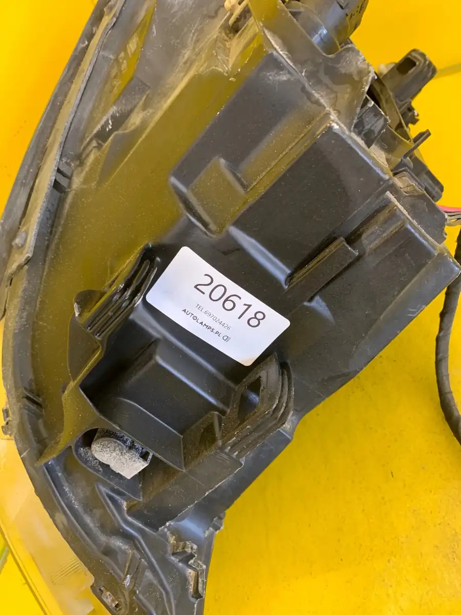 Far Dreapta Volvo S60 V60 Cc