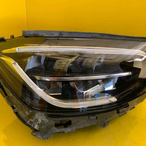 Far dreapta Full LED  Facelift OEM 20841