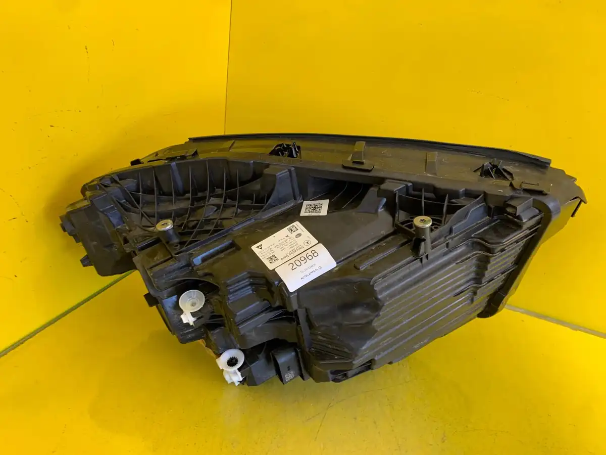 Far Stanga Mercedes W247 Performance
