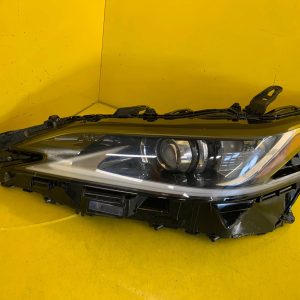 Far stânga LED OEM 21056