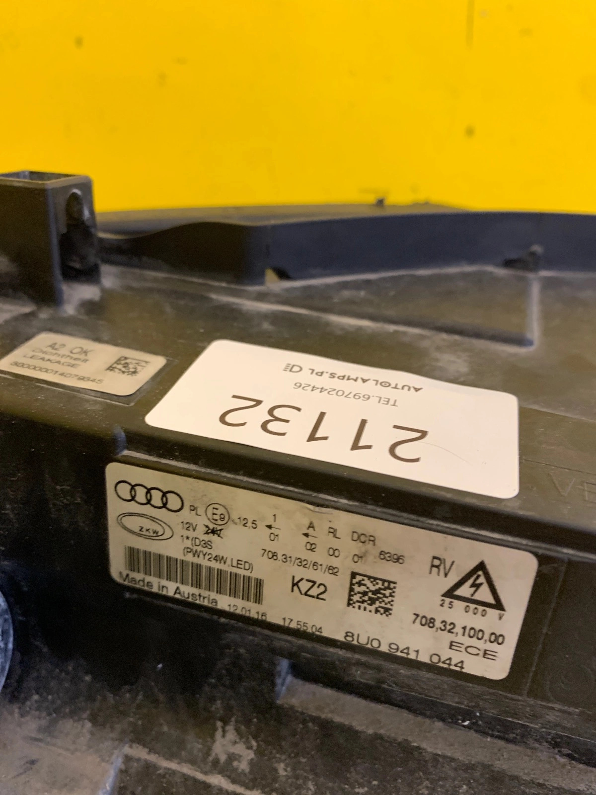 Far Dreapta Audi Q3 11 Xenon - Image 2