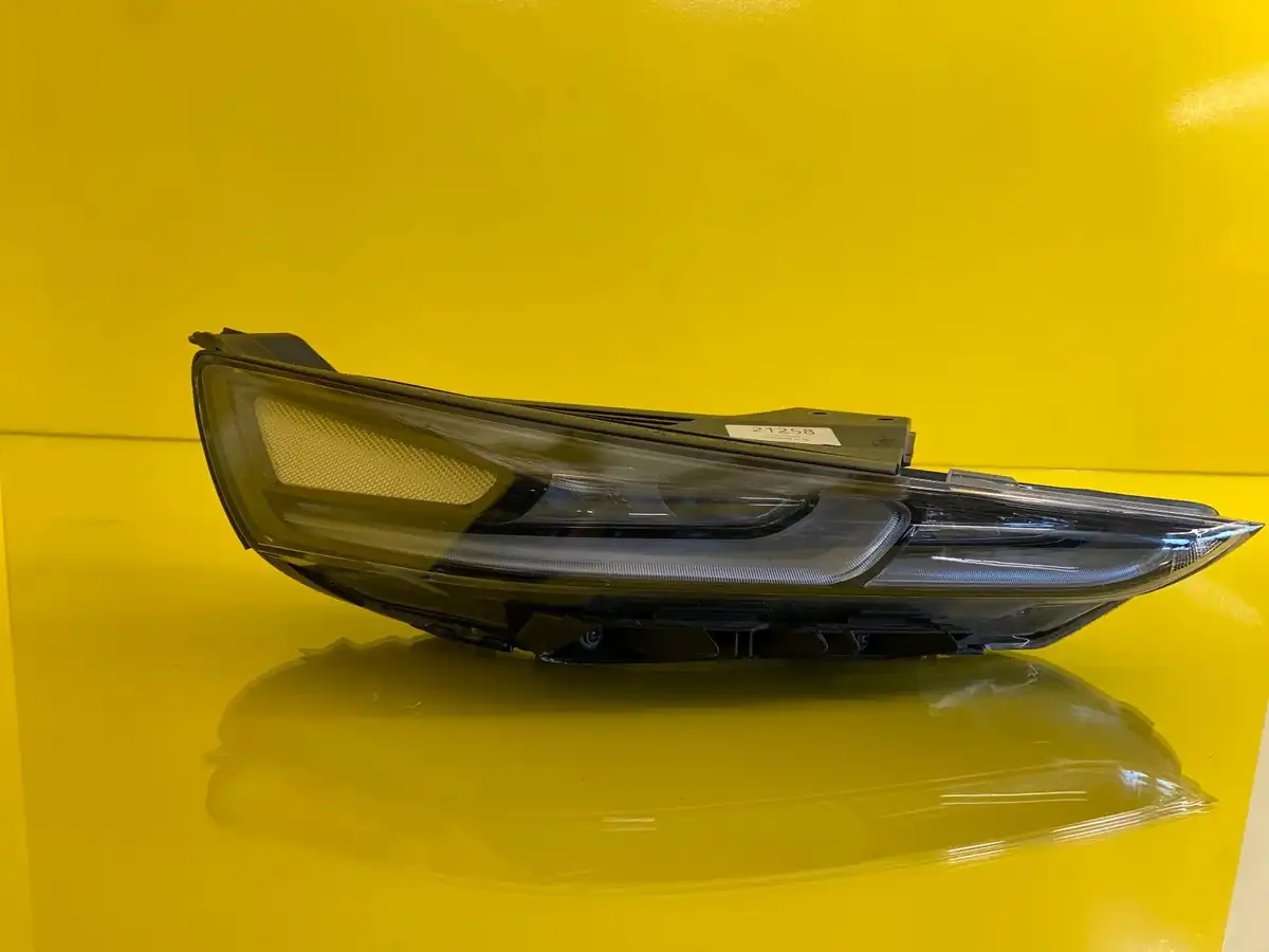 Far Dreapta Hyundai Santa Fe IV Full LED