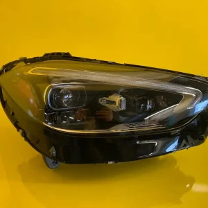 Far Dreapta Mercedes W206 Digital LED