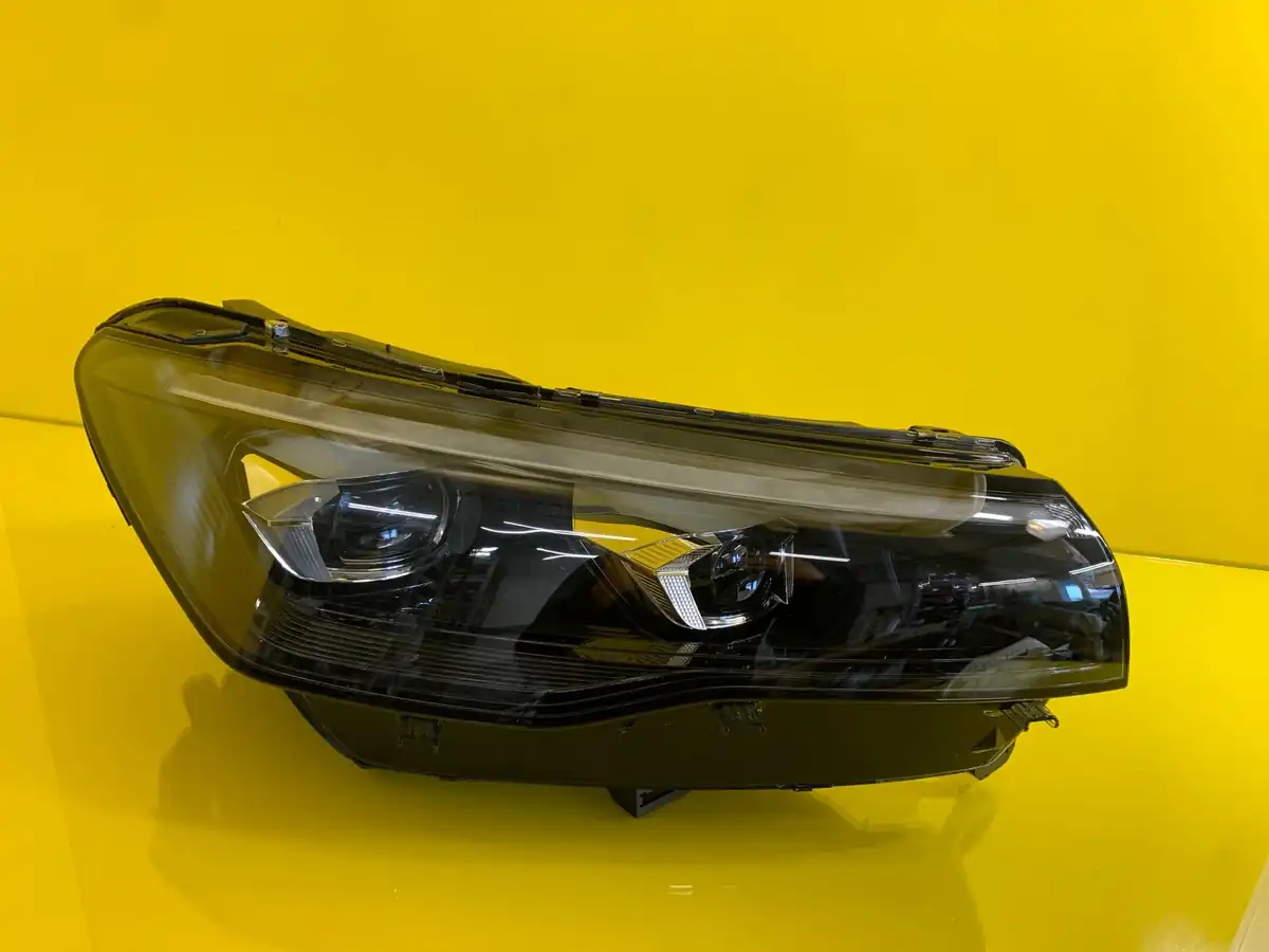 Far Dreapta VW Tiguan 3 III 571 Full LED