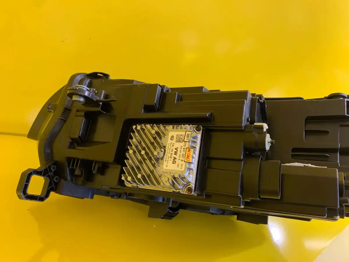 Far Dreapta VW Tiguan 3 III 571 Full LED