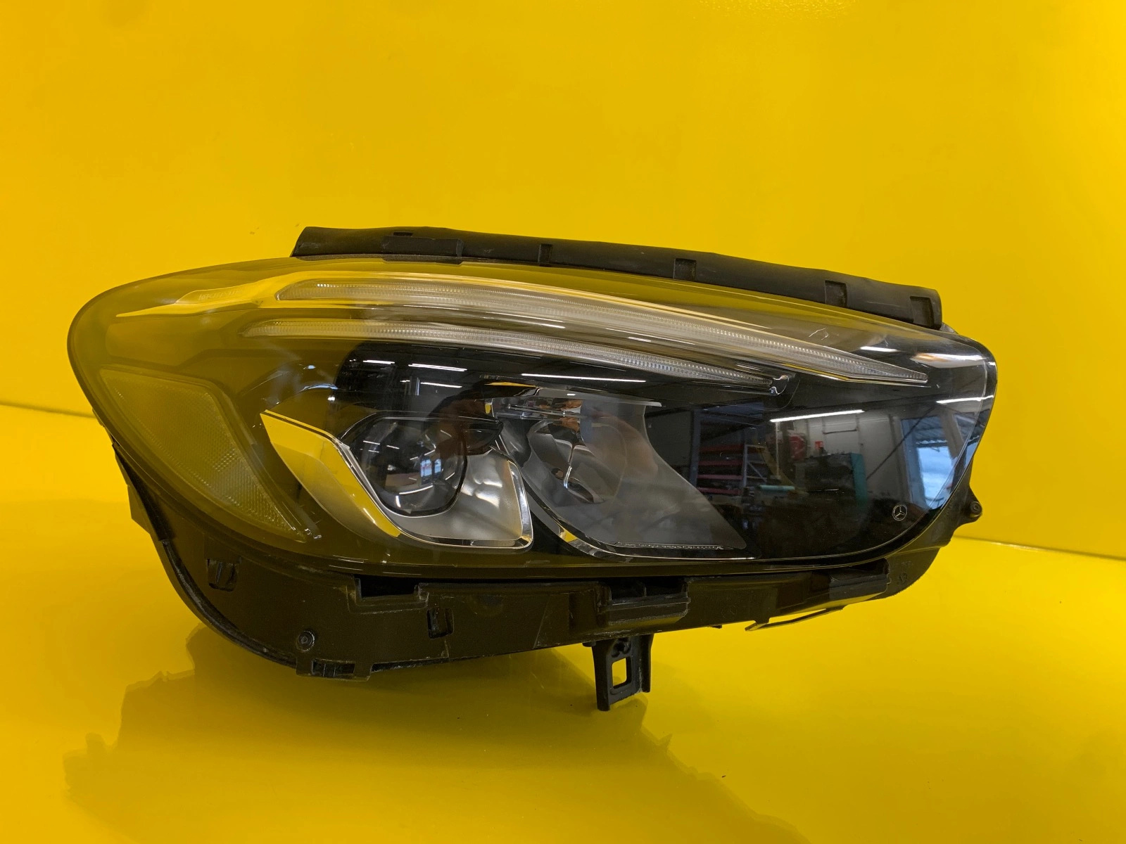 Far dreapta Full LED Facelift OEM 21312