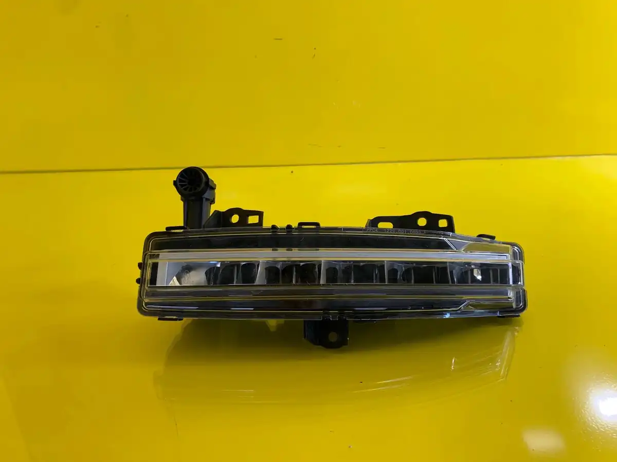 Far Land Rover Halogen Lewy Range Rover LED