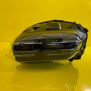 Far Porsche Taycan Matrix Full LED