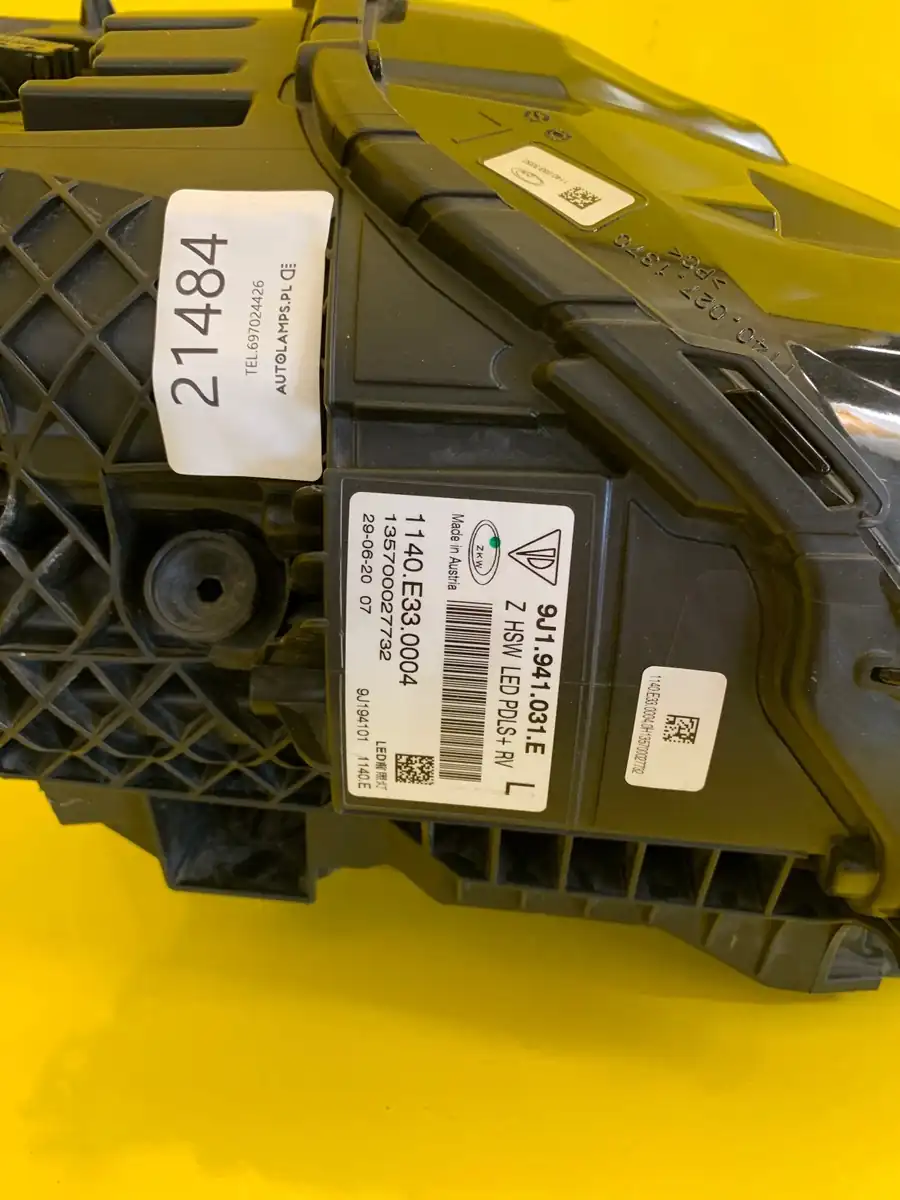 Far Porsche Taycan Matrix Full LED