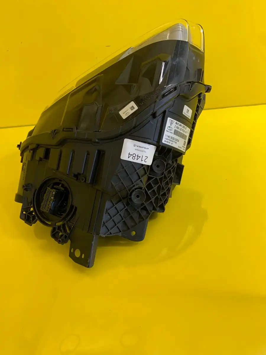 Far Porsche Taycan Matrix Full LED