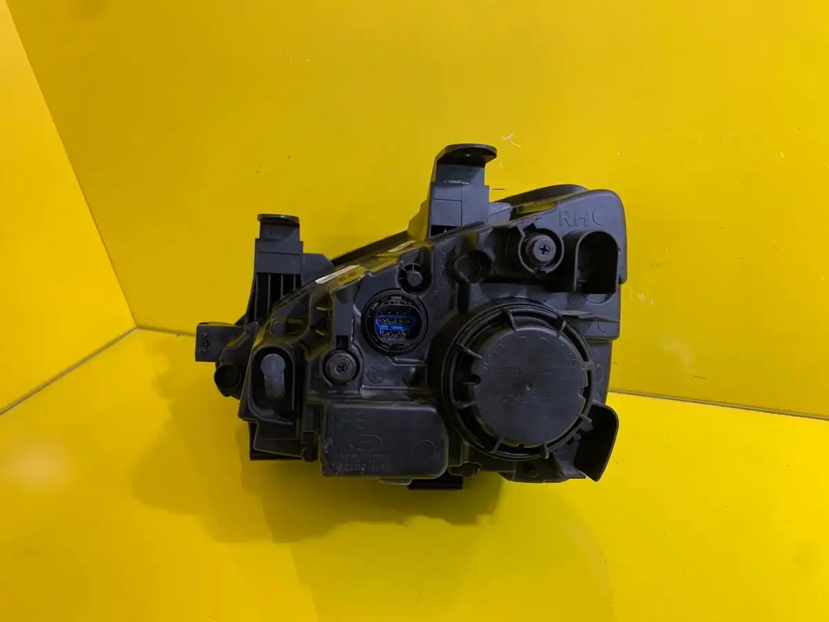 Far Dreapta Hyundai Nexo 19 Full LED