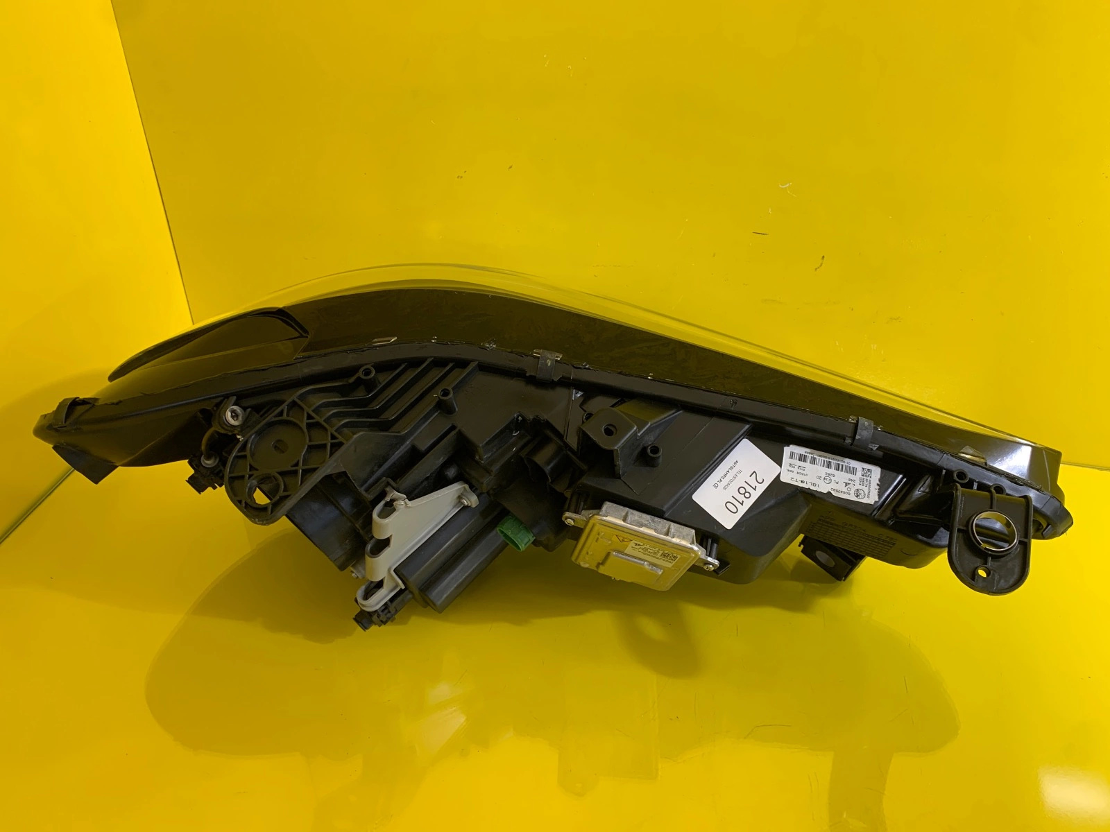 Far stânga Bi-Xenon OEM 21810 - Image 3