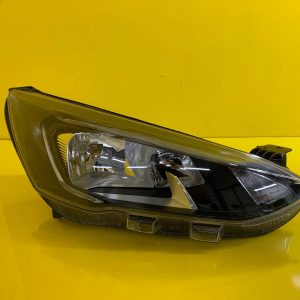 Far dreapta LED OEM JX7B-13029