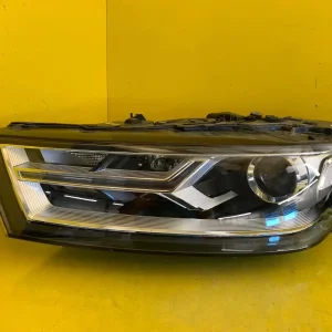 Far Stanga Audi Q7 Bixenon