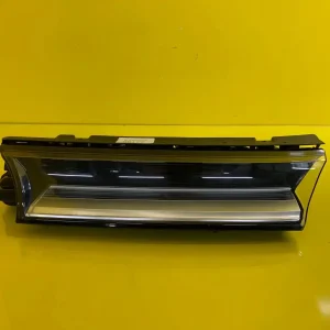 Far Stanga Volkswagen Halogen Przod Volksvagen T7 LED