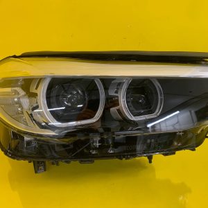 Far dreapta LED BMW Seria 6 G32 OEM 7496434-02