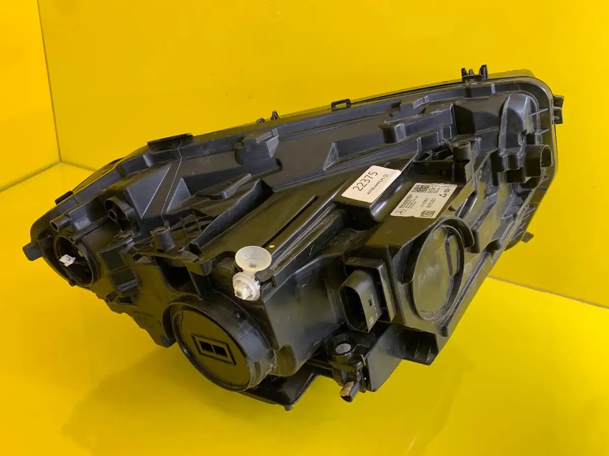 Far Mercedes EQB EQA W243 Full LED