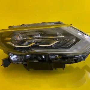 Far Dreapta Nissan X-Trail T Lift Full LED