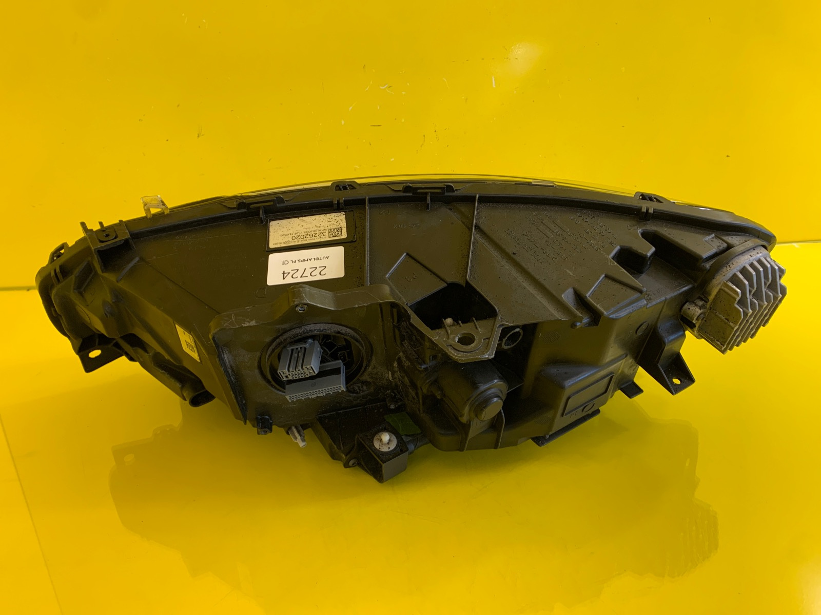 Far Dreapta Volvo V90 S90 Mid LED - Image 3