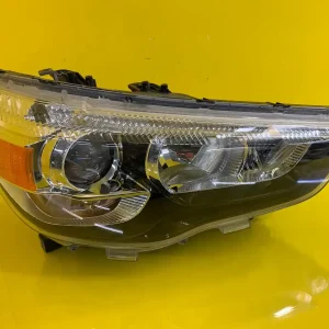 Far Dreapta Xenon Mitsubishi ASX