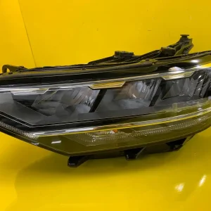 Far Stanga Volkswagen Passat B8 Lift 3Gp Full LED