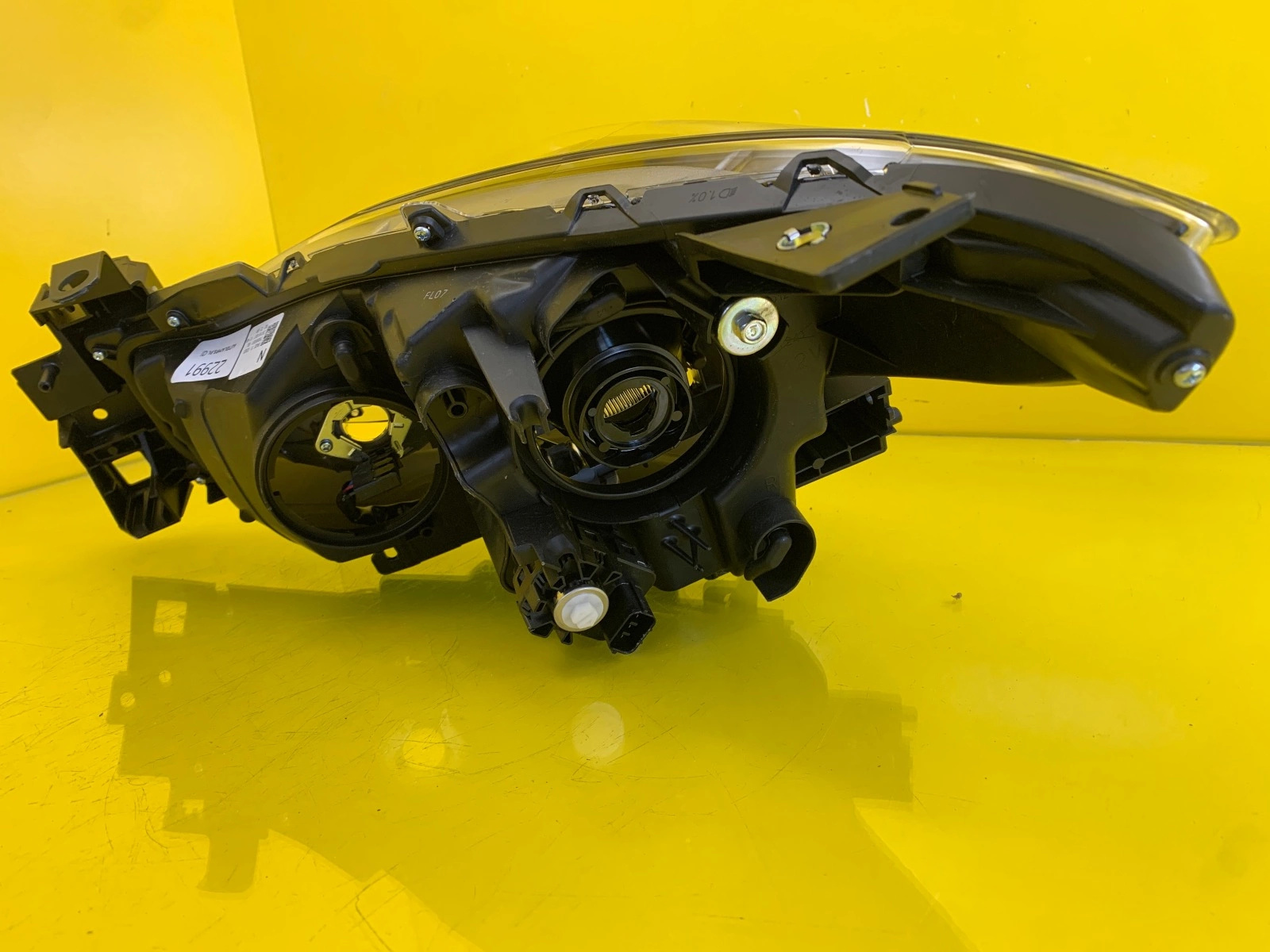 Far Dreapta Mazda - Image 4