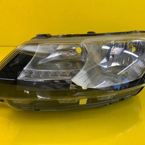 Far stânga LED  Facelift OEM 23004